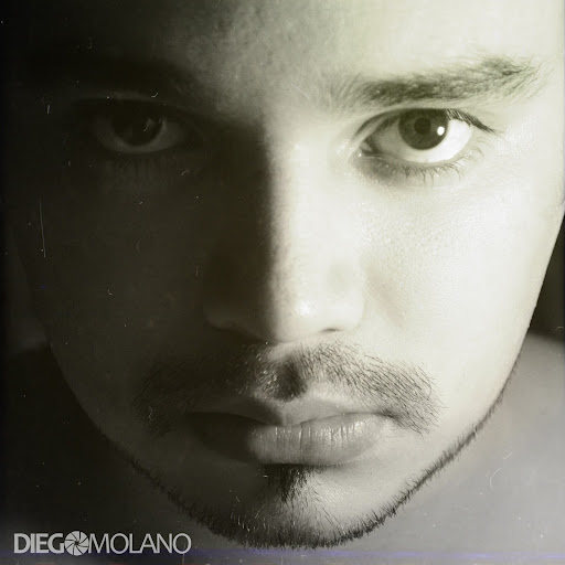 Diego Molano Photo 13