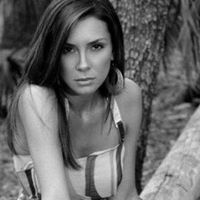 Elizabeth Gutierrez Photo 41