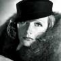 Greta Garbo Photo 32