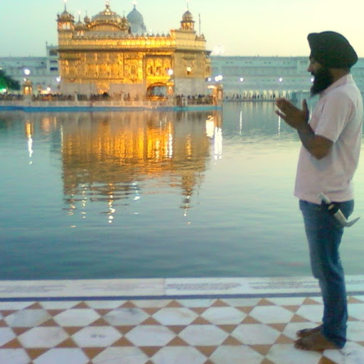 Shaminder Dhillon Photo 3