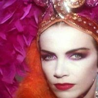 Annie Lennox Photo 17