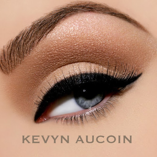 Kevyn Aucoin Photo 11