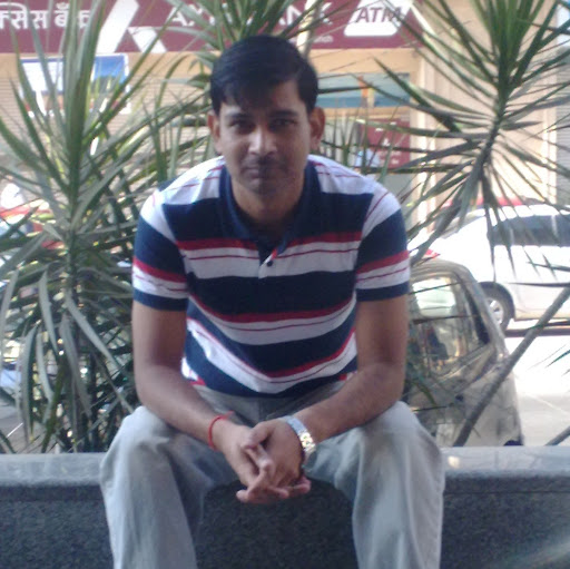 Vivek Mishra Photo 15