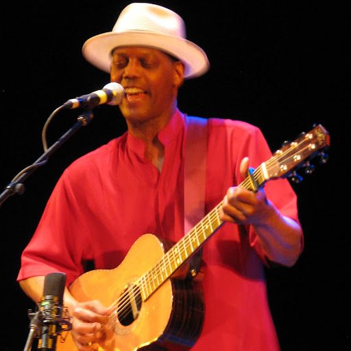 Eric Bibb Photo 11