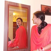 Garima Purohit Photo 4