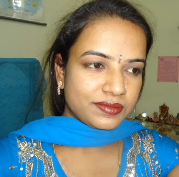 Divya Dayal Photo 10