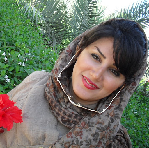 Mahnaz Azizi Photo 3