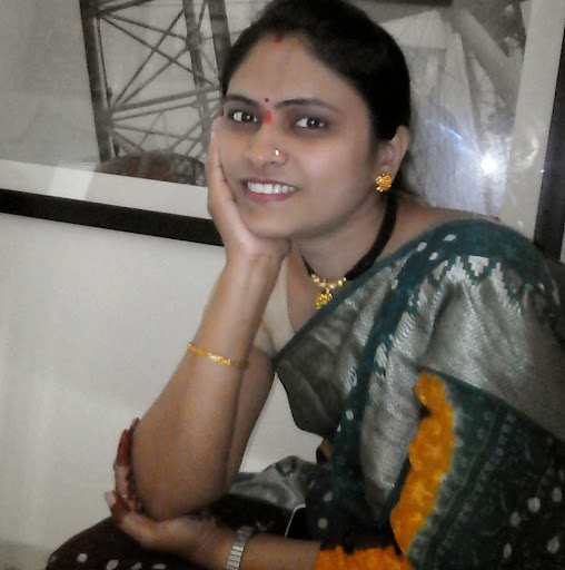 Anuradha Deshmukh Photo 7