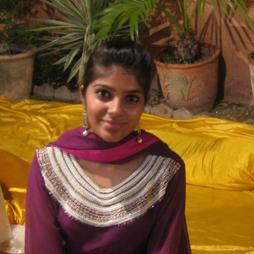 Khadija Ahmed Photo 19